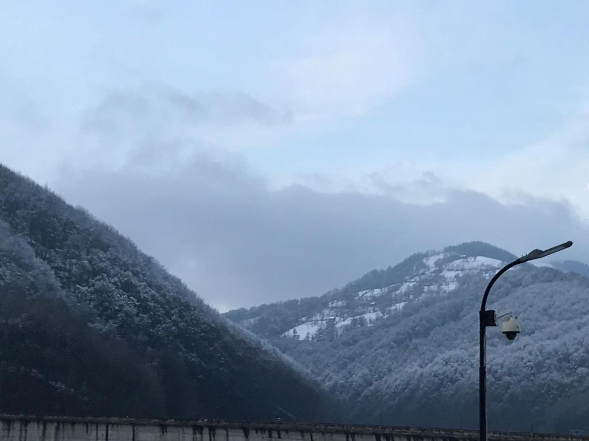 Apartmán Casutele Doftanei Teşila Exteriér fotografie