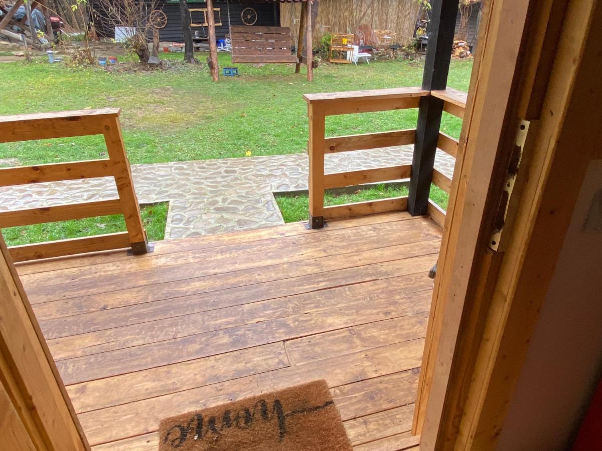 Apartmán Casutele Doftanei Teşila Exteriér fotografie