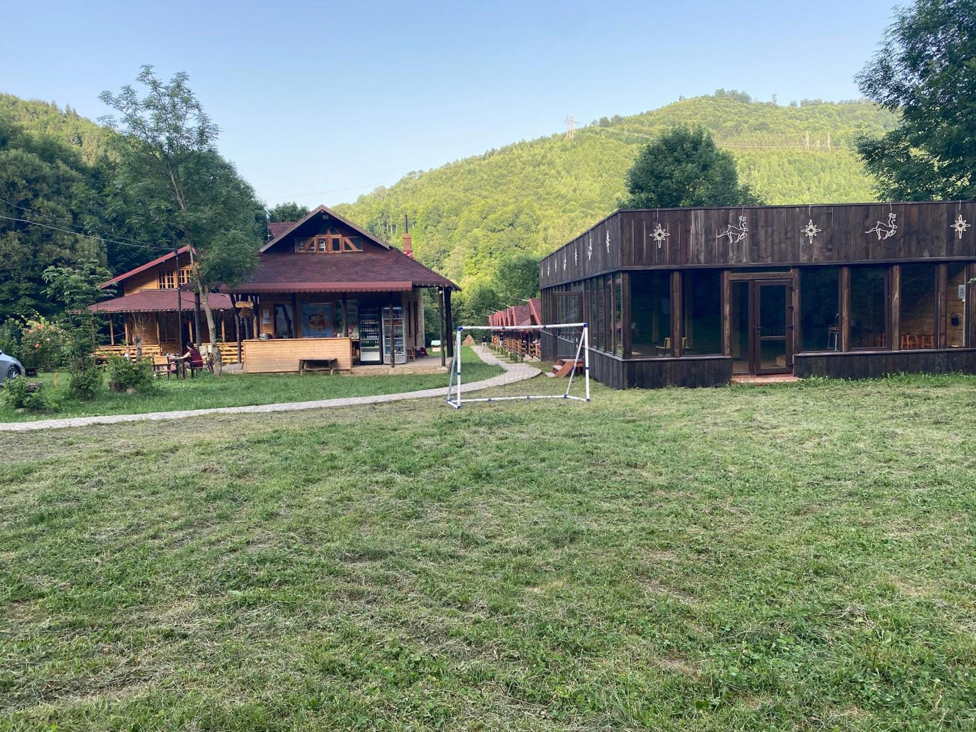 Apartmán Casutele Doftanei Teşila Exteriér fotografie